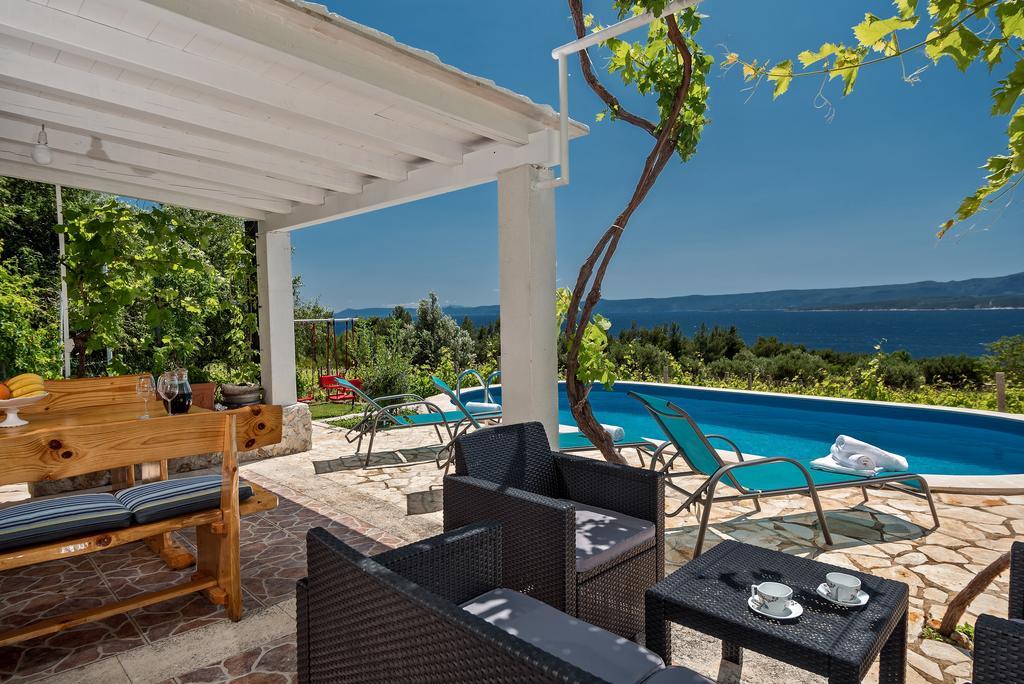 Holiday Home Vineyard House Bol Esterno foto